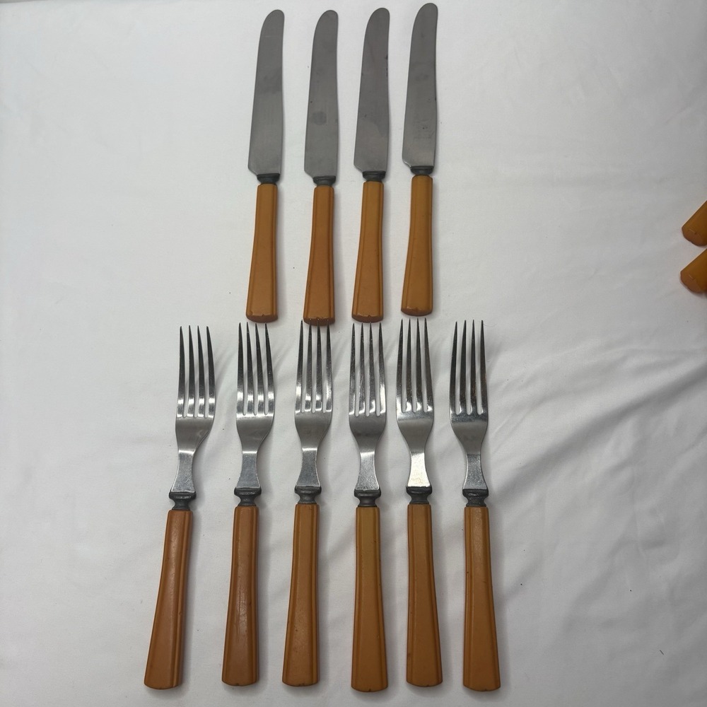 Vintage MCM Bakelite Utensils Butterscotch 6 Forks & 4 Knives 10 Pieces